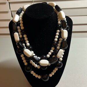 Black and white beaded necklace combo